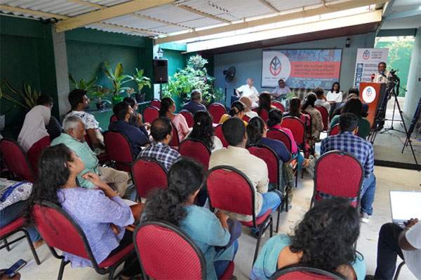 යුක්තිය සහ තිරසර බව යා කිරීම: මානව හිමිකම් උද්දේශනය සමාජ ව්යවසායකත්වයක් බවට පරිවර්තනය කිරීමේ ගමන් මඟ